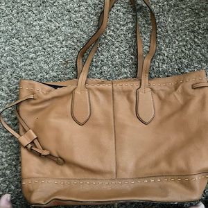 Brown medium tote